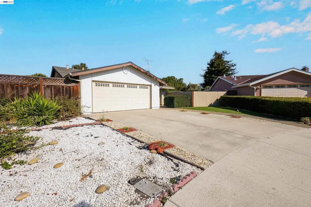 32321 Pollux Ct Union City, CA 94587