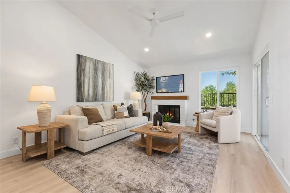 28419 Alava Mission Viejo, CA 92692
