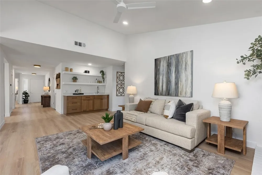 28419 Alava Mission Viejo, CA 92692