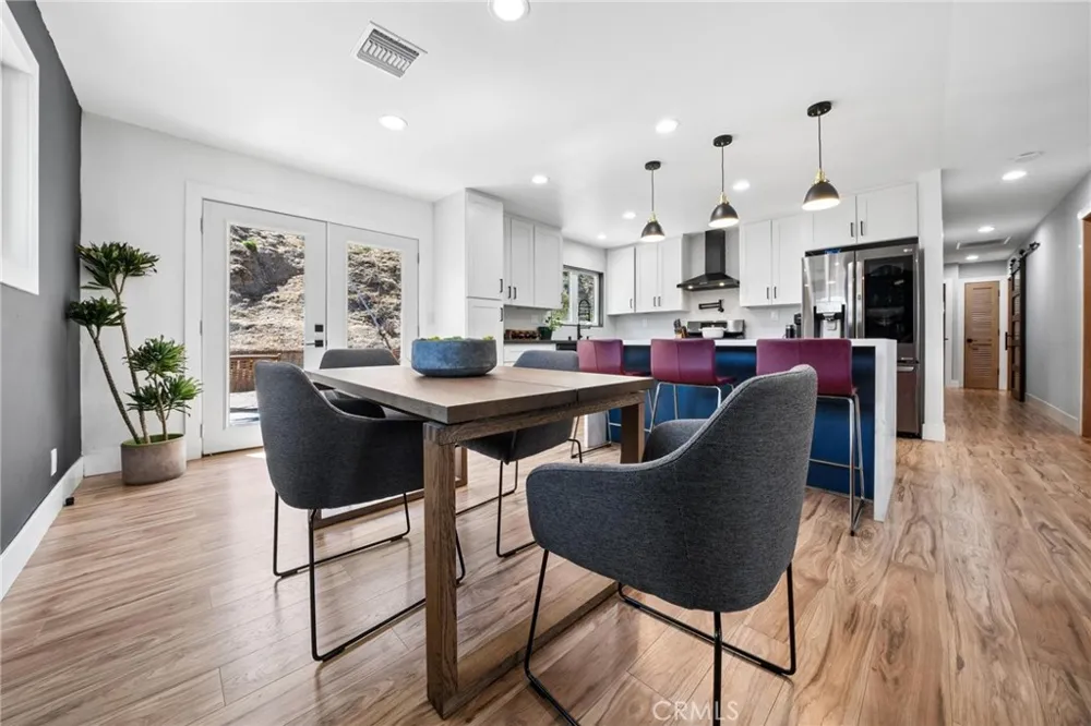 27973 Carvel Drive Canyon Country, CA 91351