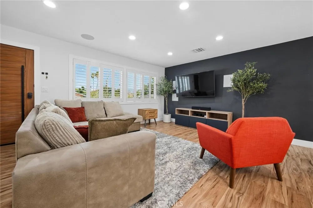 27973 Carvel Drive Canyon Country, CA 91351
