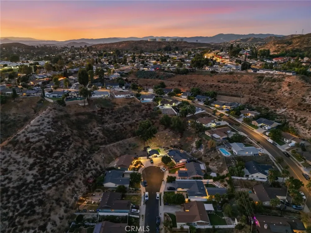 27973 Carvel Drive Canyon Country, CA 91351