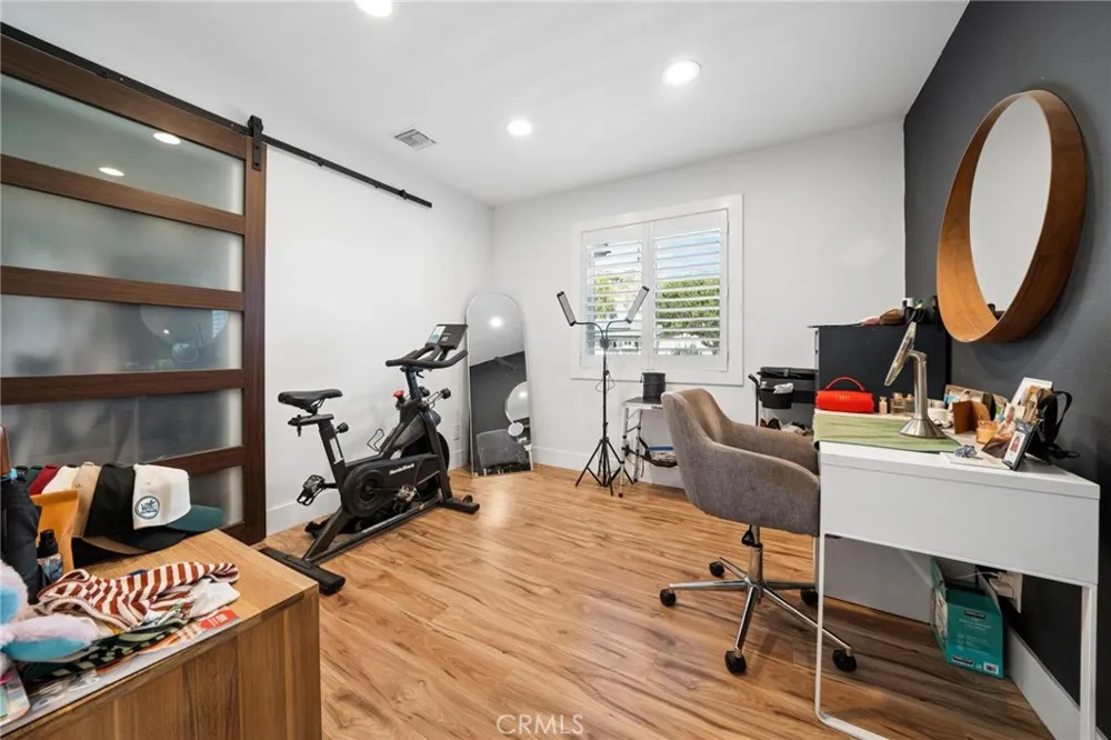 27973 Carvel Drive Canyon Country, CA 91351
