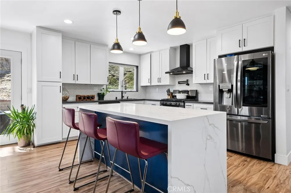 27973 Carvel Drive Canyon Country, CA 91351