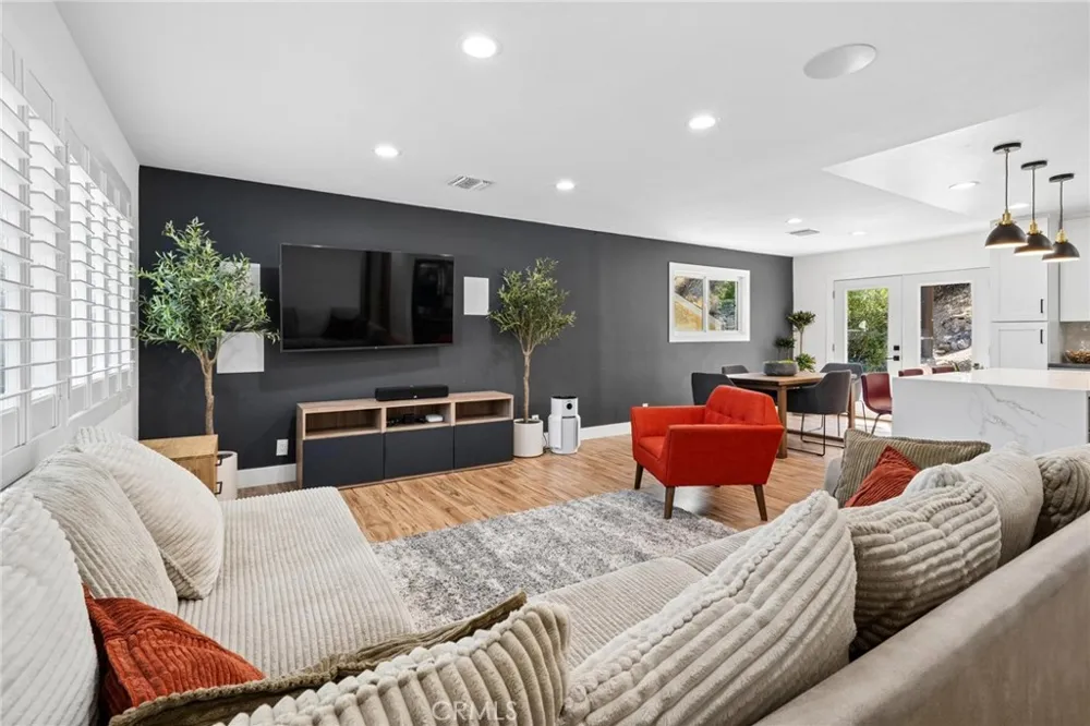 27973 Carvel Drive Canyon Country, CA 91351