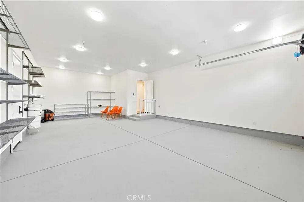 11540 Clover Los Angeles, CA 90066