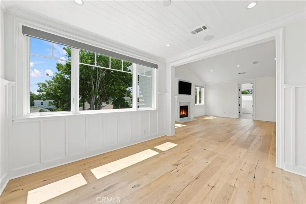 11540 Clover Los Angeles, CA 90066