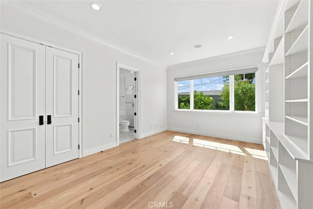 11540 Clover Los Angeles, CA 90066