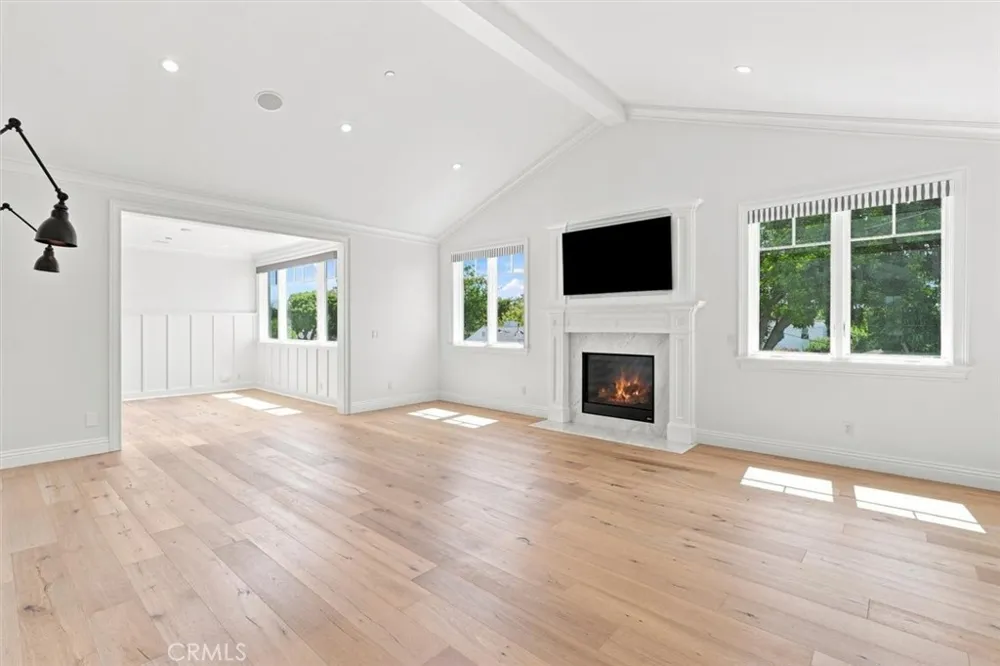 11540 Clover Los Angeles, CA 90066