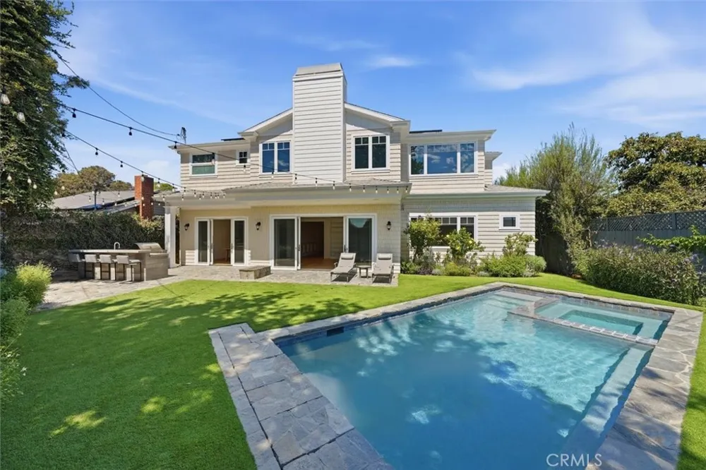 11540 Clover Los Angeles, CA 90066