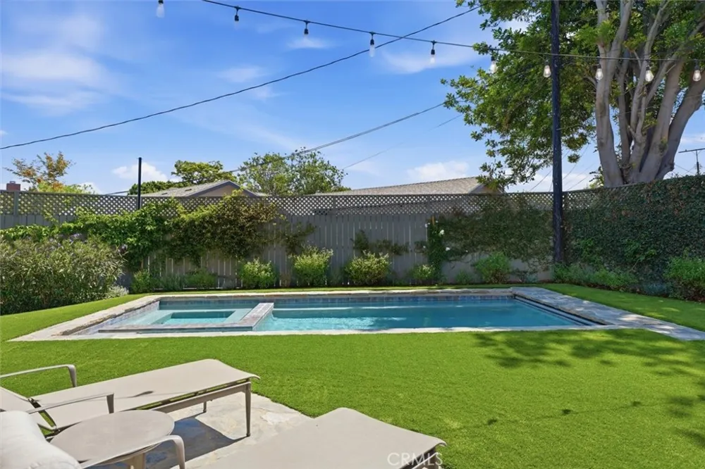 11540 Clover Los Angeles, CA 90066