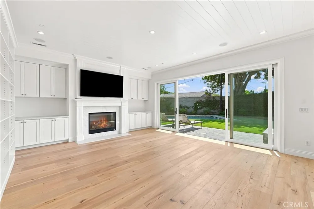 11540 Clover Los Angeles, CA 90066