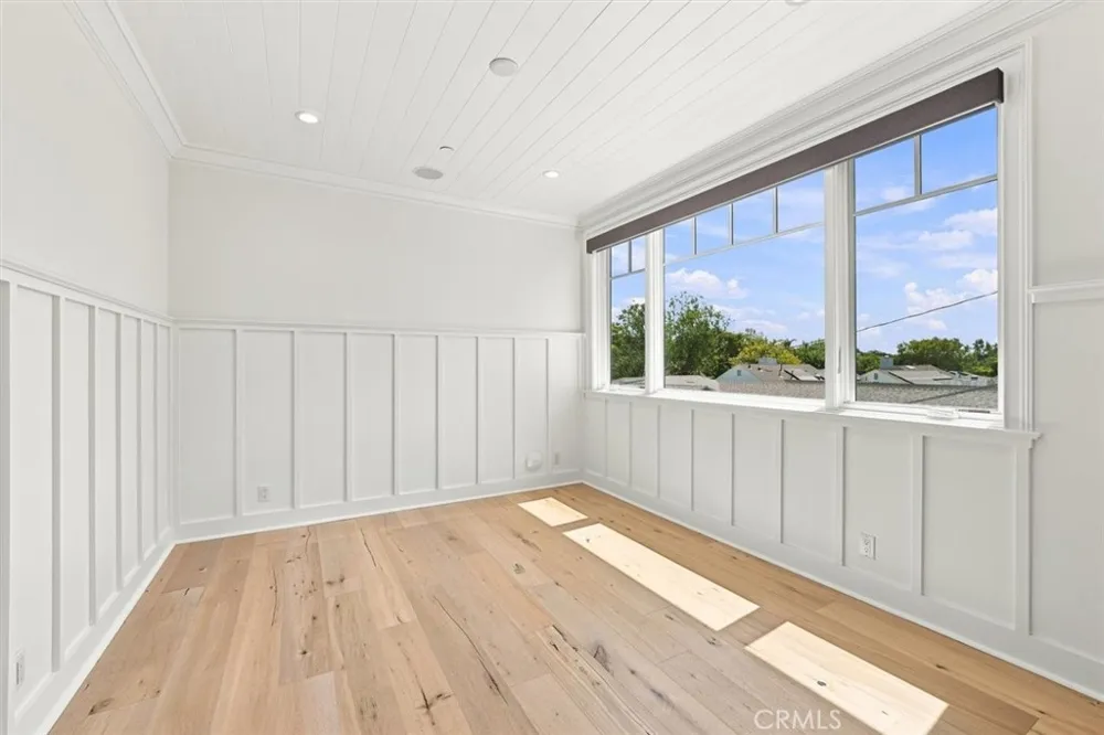 11540 Clover Los Angeles, CA 90066