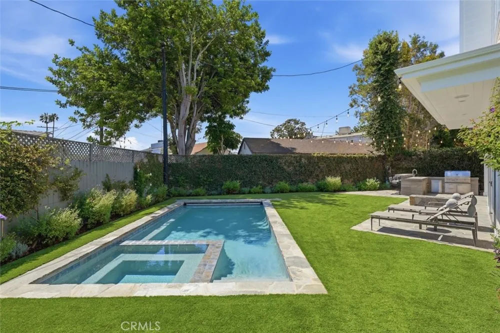 11540 Clover Los Angeles, CA 90066
