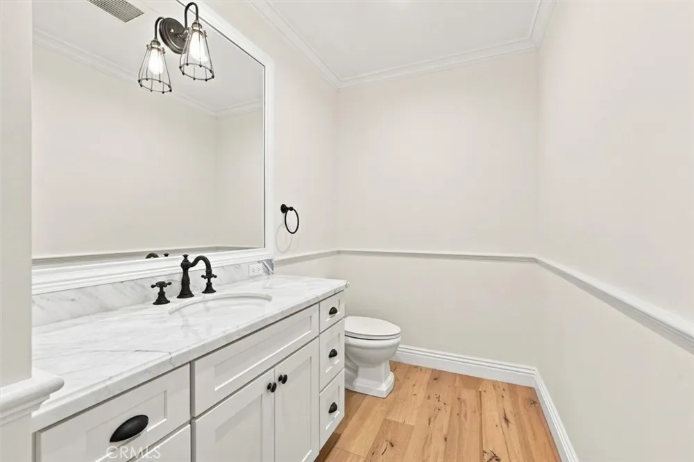 11540 Clover Los Angeles, CA 90066