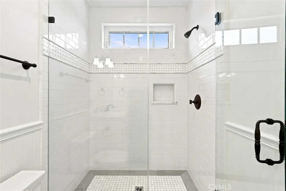 11540 Clover Los Angeles, CA 90066