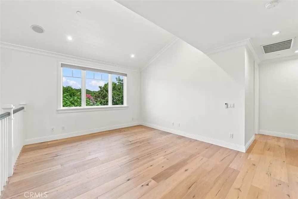 11540 Clover Los Angeles, CA 90066