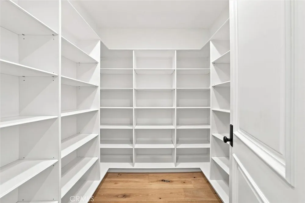 11540 Clover Los Angeles, CA 90066