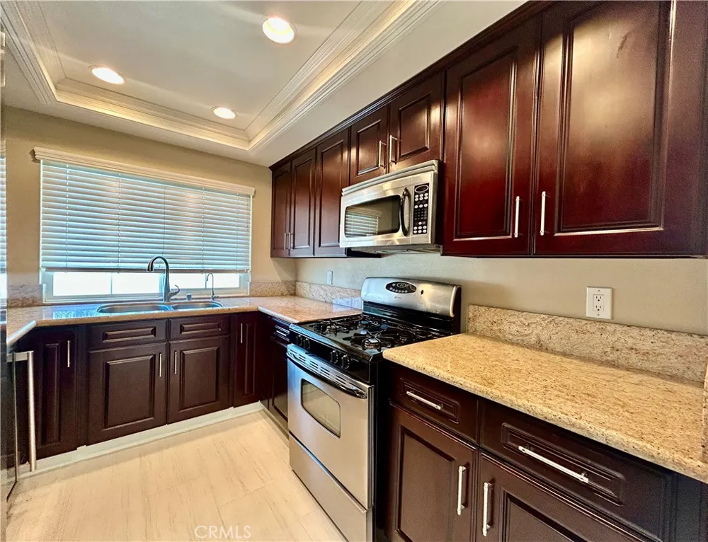 15738 Tetley Hacienda Heights, CA 91745
