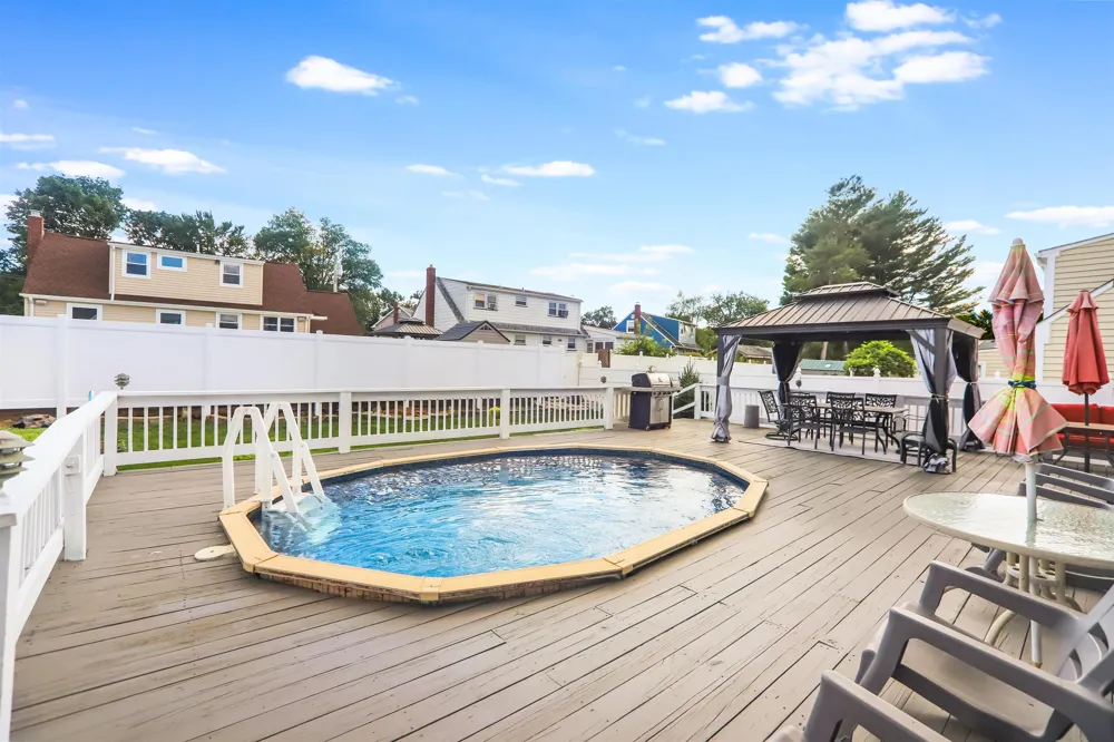 354 COLONIA BLVD Woodbridge, NJ 07067