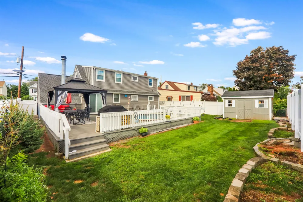 354 COLONIA BLVD Woodbridge, NJ 07067