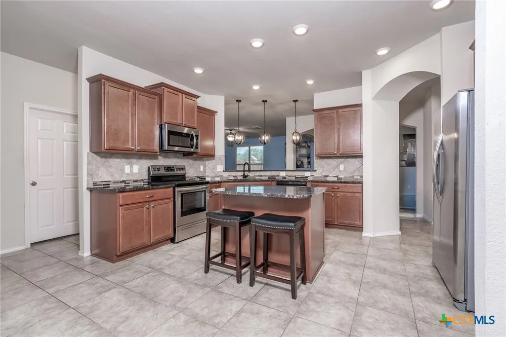 2525 Bargello Street Harker Heights, TX 76548