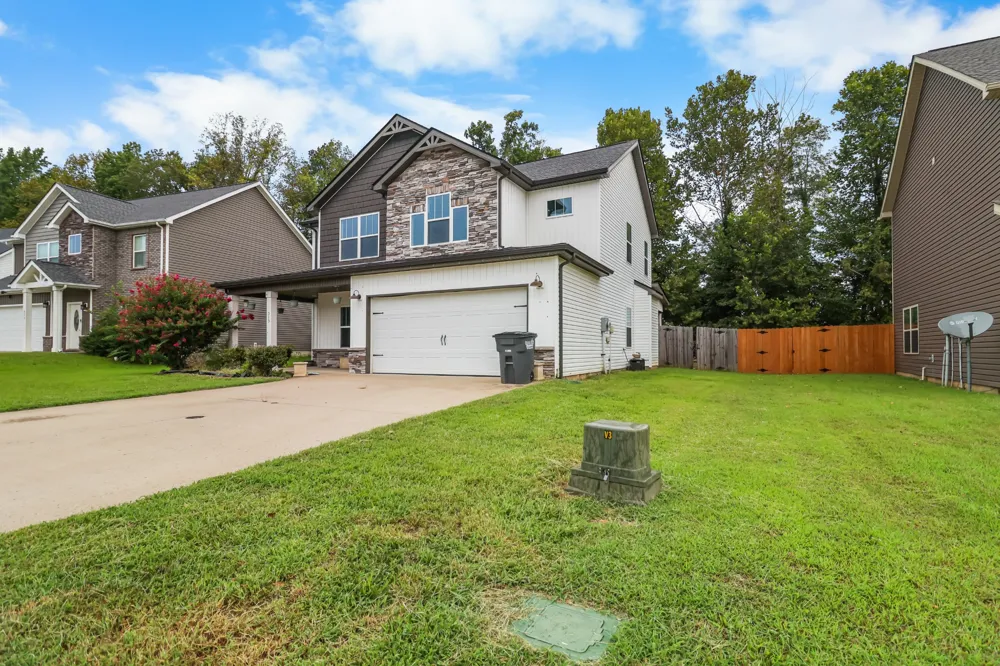 515 Somerset Ln Clarksville, TN 37042