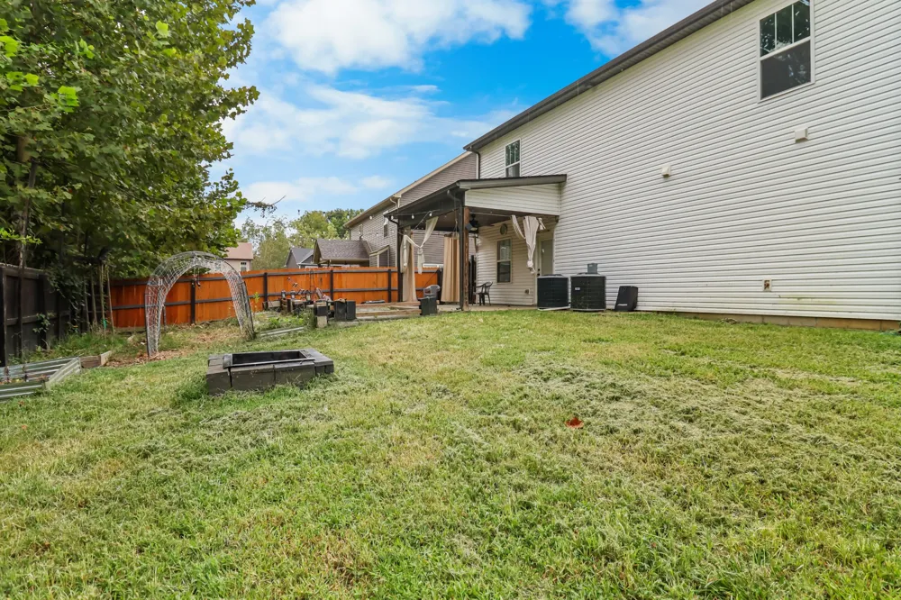 515 Somerset Ln Clarksville, TN 37042