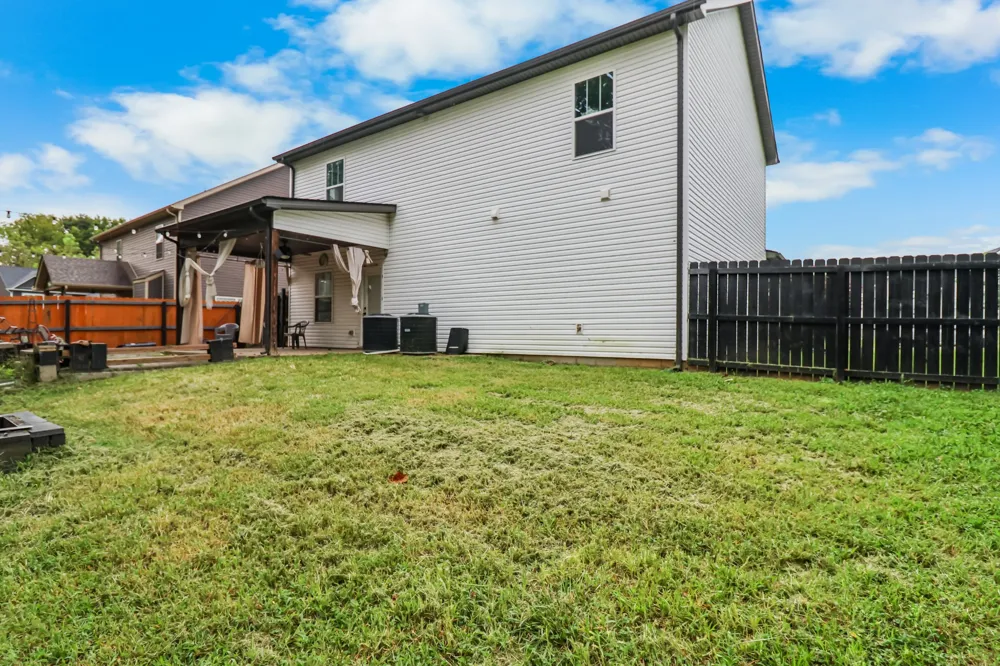 515 Somerset Ln Clarksville, TN 37042