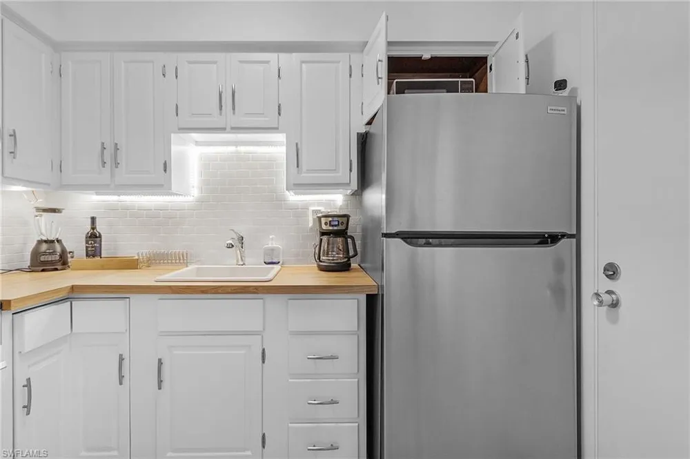 167 Collier Boulevard #L4 Marco Island, FL 34145