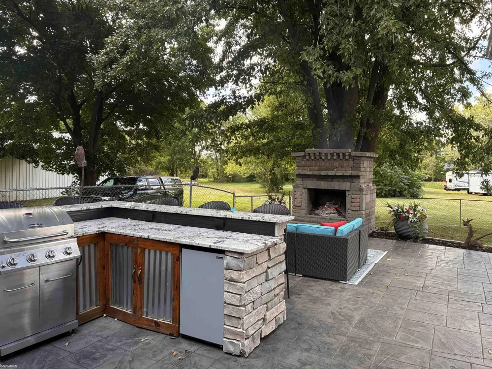 49199 Fairchild Road Macomb Township, MI 48042