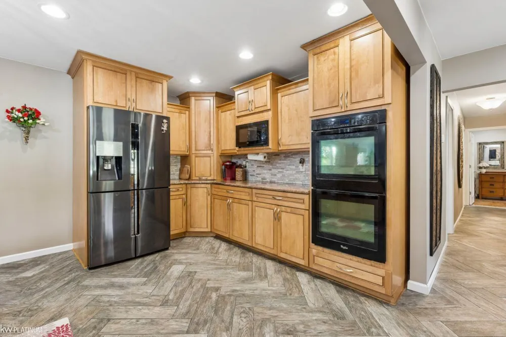 49199 Fairchild Road Macomb Township, MI 48042