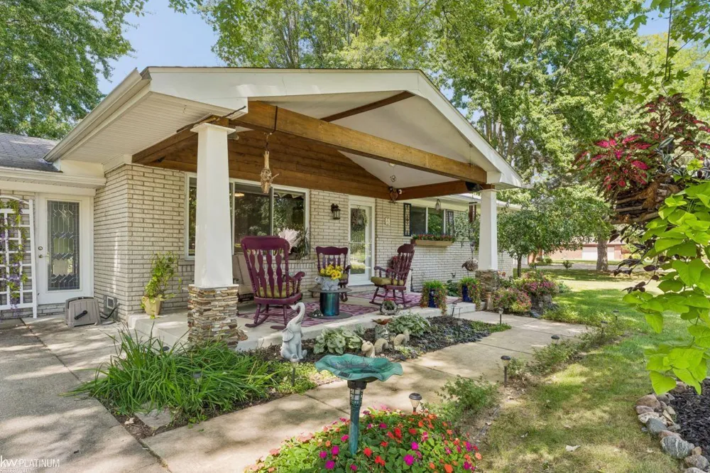 49199 Fairchild Road Macomb Township, MI 48042
