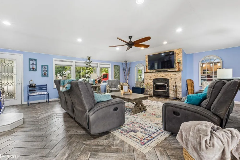 49199 Fairchild Road Macomb Township, MI 48042