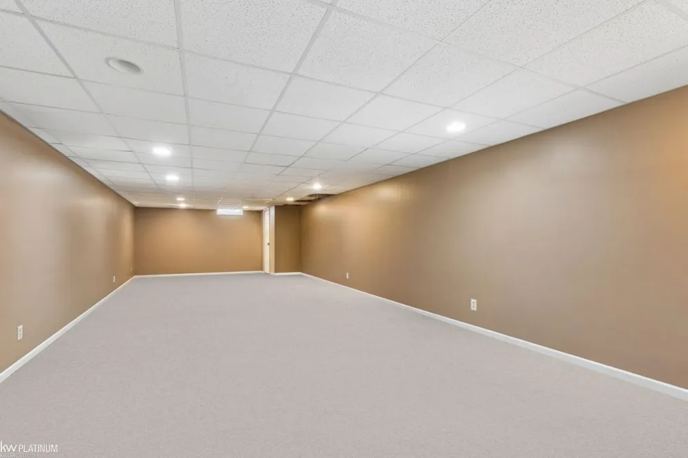 49199 Fairchild Road Macomb Township, MI 48042