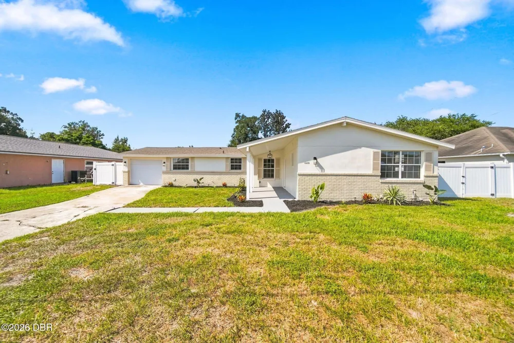 1280 Saxon Boulevard Deltona, FL 32725