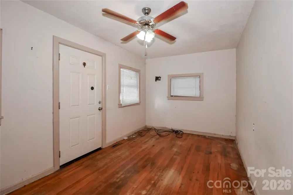 628 Kelly Street Statesville, NC 28677