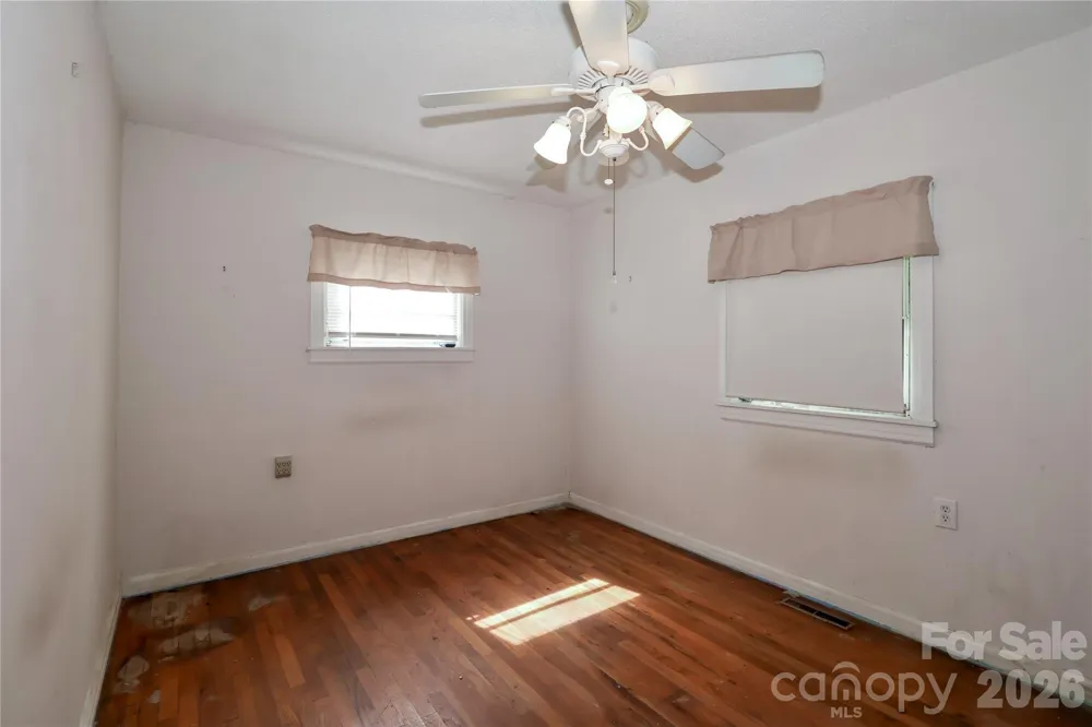 628 Kelly Street Statesville, NC 28677