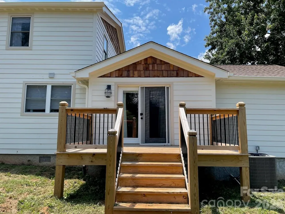 255 Dix Creek No 1 Road Leicester, NC 28748