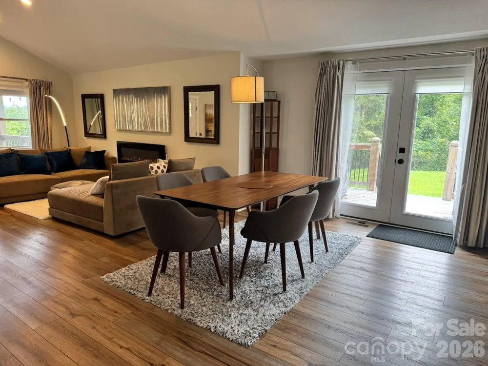 255 Dix Creek No 1 Road Leicester, NC 28748