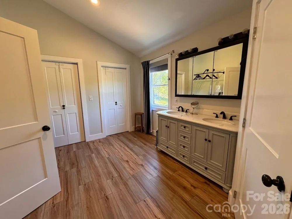 255 Dix Creek No 1 Road Leicester, NC 28748