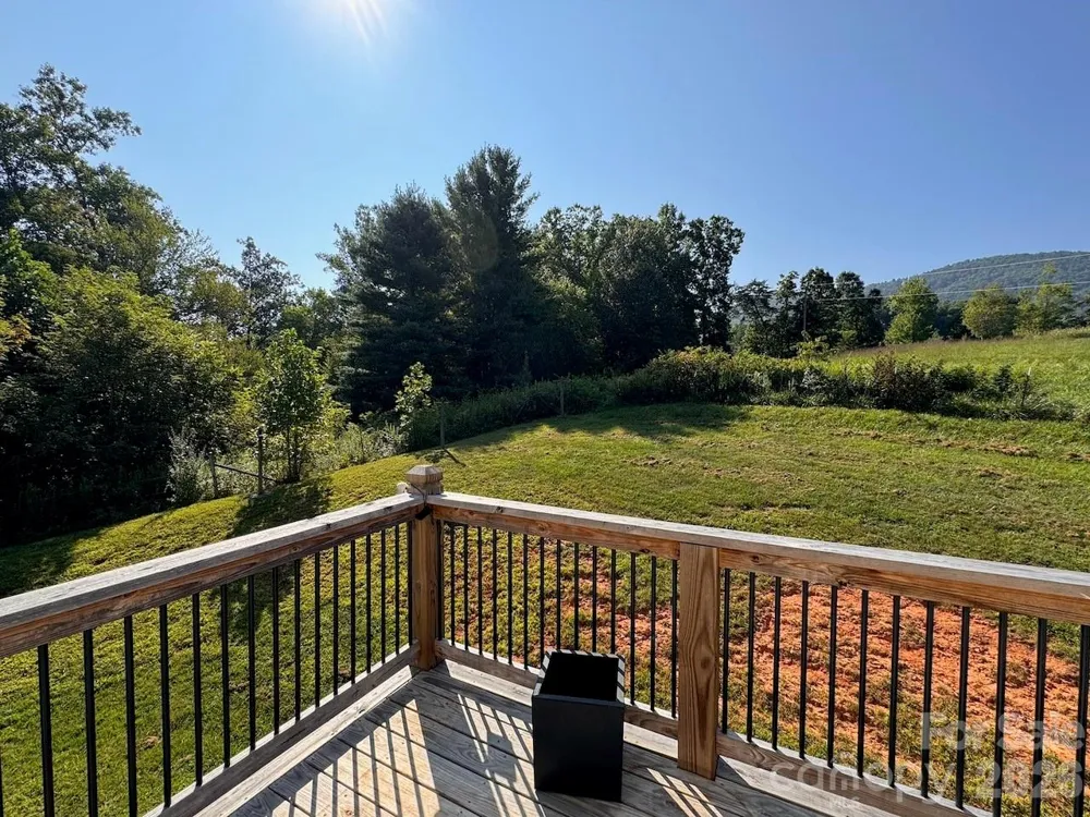 255 Dix Creek No 1 Road Leicester, NC 28748