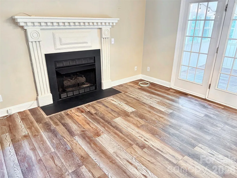 7605 Keating Drive Oak Ridge, NC 27310