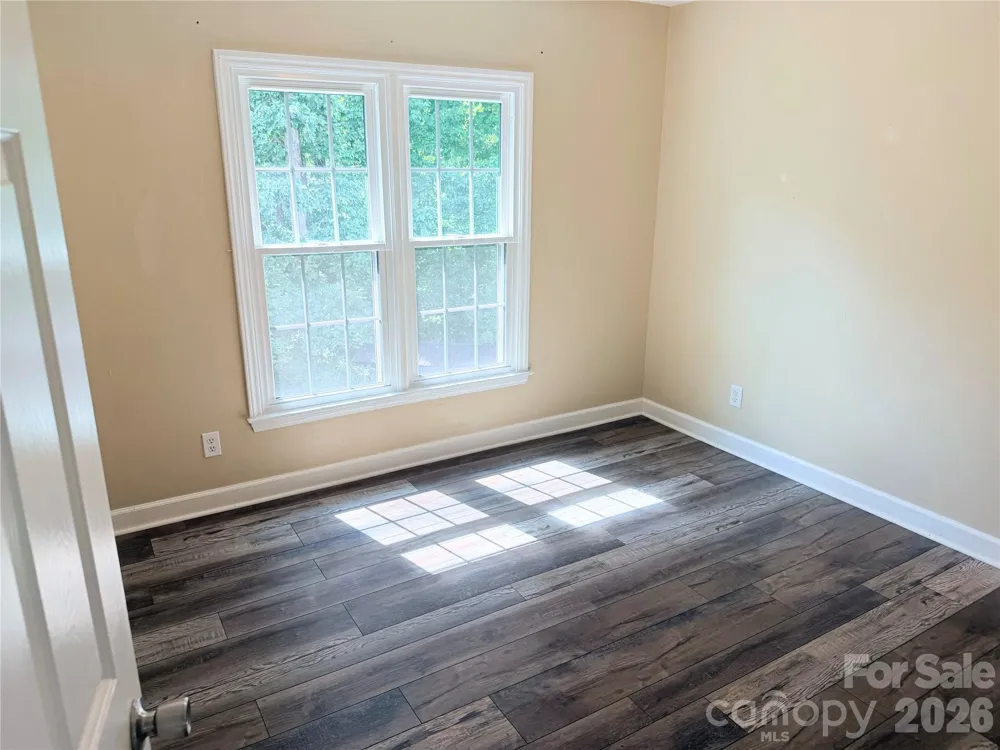 7605 Keating Drive Oak Ridge, NC 27310