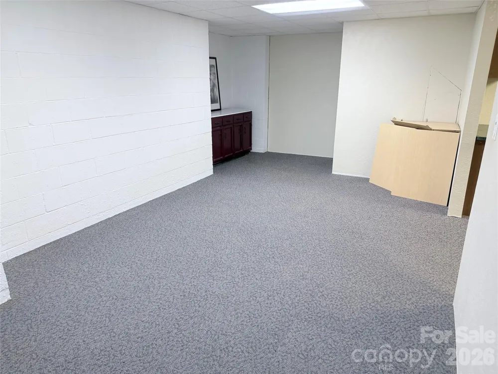7605 Keating Drive Oak Ridge, NC 27310