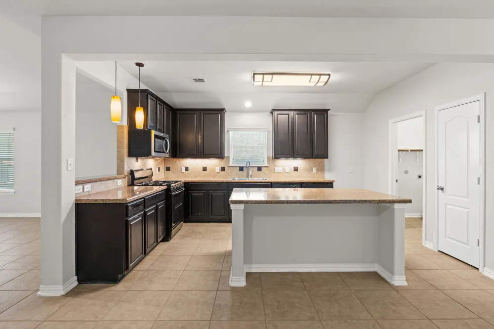 322 Strawberry Blonde Drive Buda, TX 78610