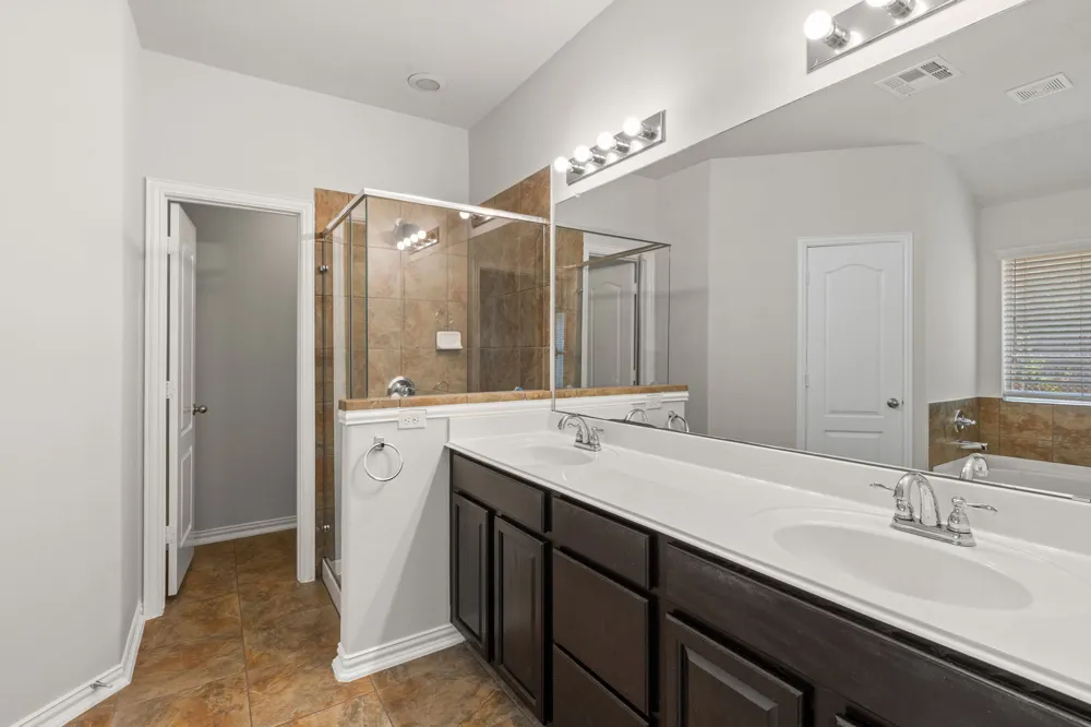 322 Strawberry Blonde Drive Buda, TX 78610
