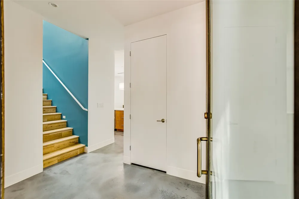 3801 Grayson Lane #B Austin, TX 78722