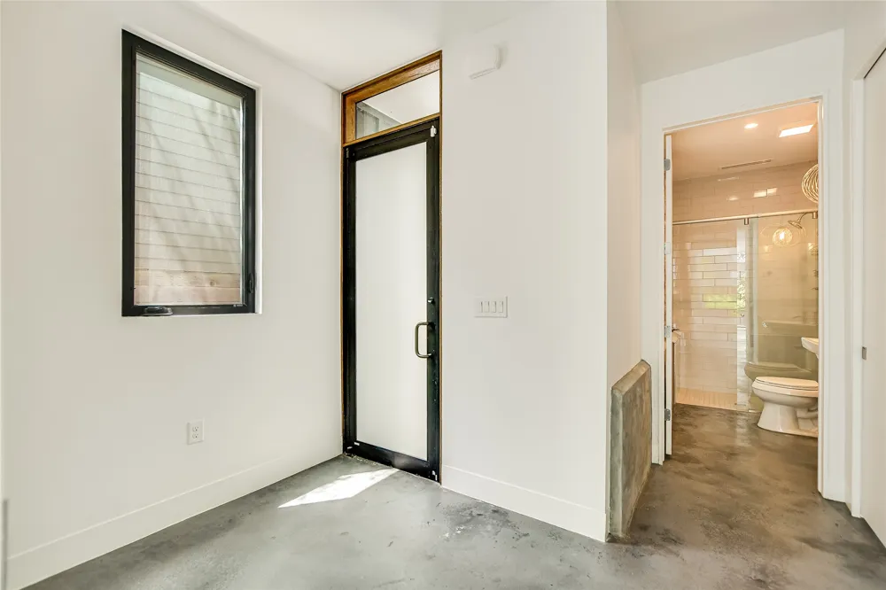 3801 Grayson Lane #B Austin, TX 78722