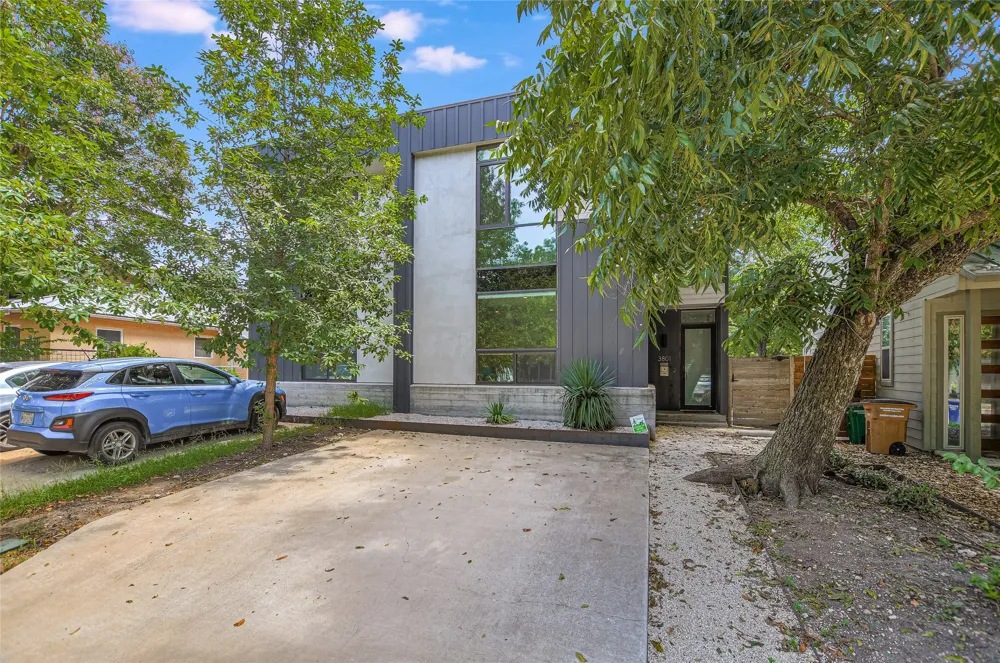 3801 Grayson Lane #B Austin, TX 78722
